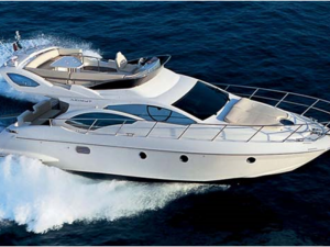 Motor yacht charter azimut