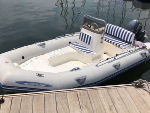Renting of small motor boats in Barcelona | Sailing BCN